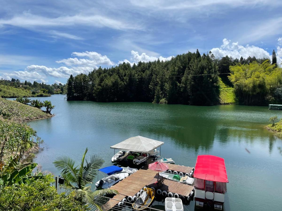 Vila Finca Santa Monica Guatape Privada Lujosa Piscina Jacuzzi Sauna Muelle Represa Jetski Planchon Exteriér fotografie